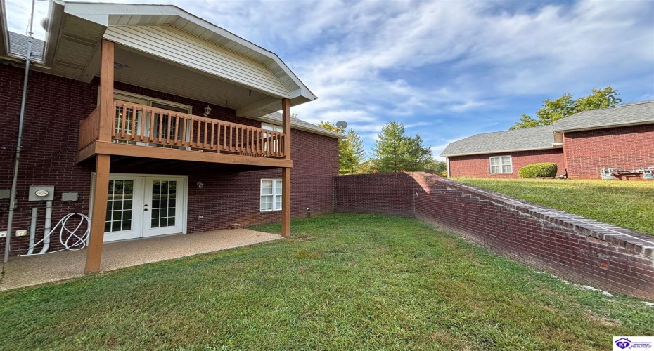 Hillcrest Drive, Brandenburg, Kentucky 40108, ,2 BathroomsBathrooms,For Sale,Hillcrest Drive,HK24003571