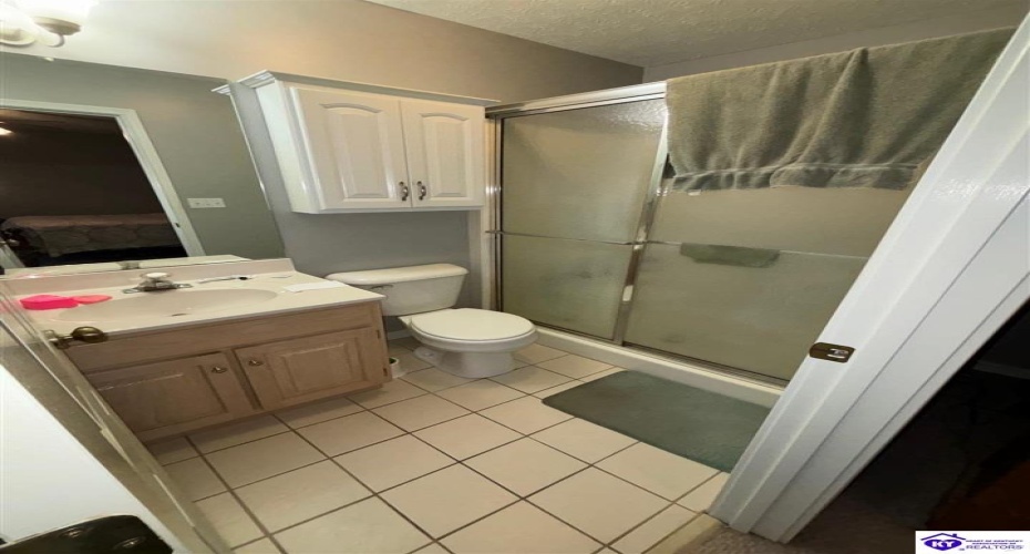 Hillcrest Drive, Brandenburg, Kentucky 40108, ,2 BathroomsBathrooms,For Sale,Hillcrest Drive,HK24003571