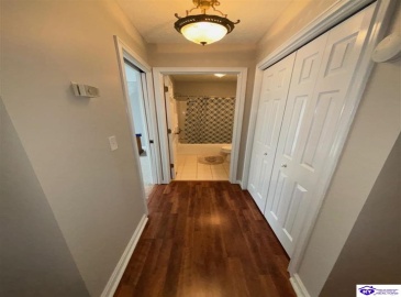 Hillcrest Drive, Brandenburg, Kentucky 40108, ,2 BathroomsBathrooms,For Sale,Hillcrest Drive,HK24003571 Hillcrest Drive, Brandenburg, Kentucky 40108, ,2 BathroomsBathrooms,For Sale,Hillcrest Drive,HK24003571