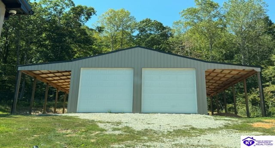 Mills Campsite Lane, Hudson, Kentucky 40145, ,2 BathroomsBathrooms,For Sale,Mills Campsite Lane,HK24003572