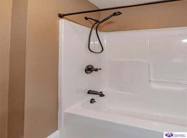 Loretto Drive, Elizabethtown, Kentucky 42701, ,2 BathroomsBathrooms,For Sale,Loretto Drive,HK24003576 Loretto Drive, Elizabethtown, Kentucky 42701, ,2 BathroomsBathrooms,For Sale,Loretto Drive,HK24003576