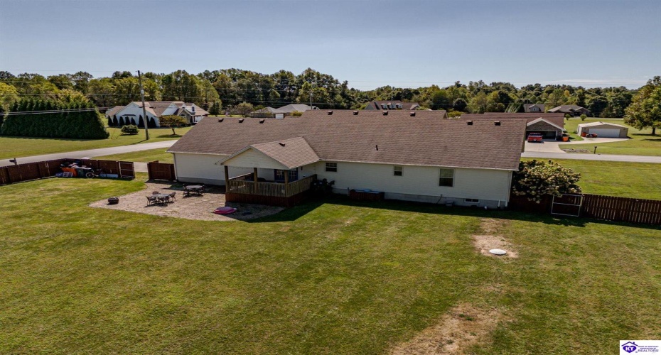 Loretto Drive, Elizabethtown, Kentucky 42701, ,2 BathroomsBathrooms,For Sale,Loretto Drive,HK24003576