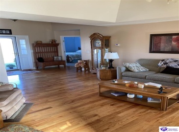 Andover Drive, Glendale, Kentucky 42740, ,3 BathroomsBathrooms,For Sale,Andover Drive,HK24003592 Andover Drive, Glendale, Kentucky 42740, ,3 BathroomsBathrooms,For Sale,Andover Drive,HK24003592