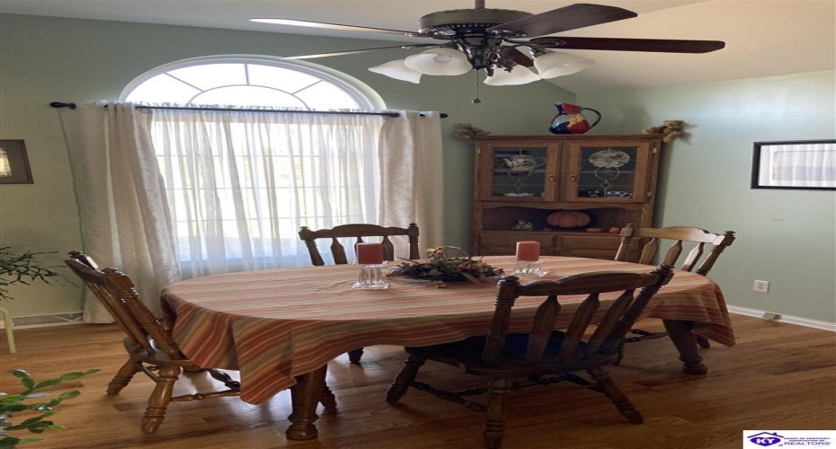 Andover Drive, Glendale, Kentucky 42740, ,3 BathroomsBathrooms,For Sale,Andover Drive,HK24003592 Andover Drive, Glendale, Kentucky 42740, ,3 BathroomsBathrooms,For Sale,Andover Drive,HK24003592