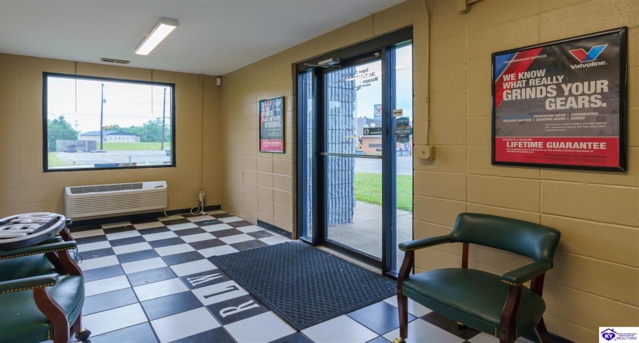 Dixie Avenue, Radcliff, Kentucky 40160, ,For Sale,Dixie Avenue,HK24003593