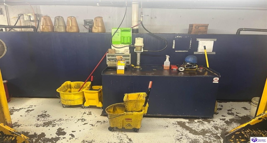 Dixie Avenue, Radcliff, Kentucky 40160, ,For Sale,Dixie Avenue,HK24003593