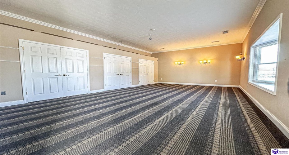 Old Elizabethtown Road, Hodgenville, Kentucky 42748, ,For Sale,Old Elizabethtown Road,HK24003597 Old Elizabethtown Road, Hodgenville, Kentucky 42748, ,For Sale,Old Elizabethtown Road,HK24003597