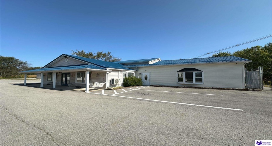 Old Elizabethtown Road, Hodgenville, Kentucky 42748, ,For Sale,Old Elizabethtown Road,HK24003597 Old Elizabethtown Road, Hodgenville, Kentucky 42748, ,For Sale,Old Elizabethtown Road,HK24003597