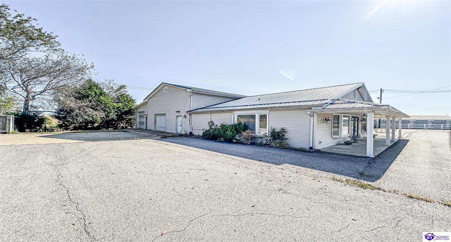 Old Elizabethtown Road, Hodgenville, Kentucky 42748, ,For Sale,Old Elizabethtown Road,HK24003597 Old Elizabethtown Road, Hodgenville, Kentucky 42748, ,For Sale,Old Elizabethtown Road,HK24003597