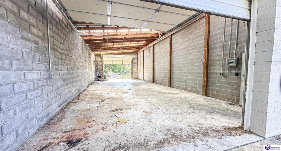 Old Elizabethtown Road, Hodgenville, Kentucky 42748, ,For Sale,Old Elizabethtown Road,HK24003597 Old Elizabethtown Road, Hodgenville, Kentucky 42748, ,For Sale,Old Elizabethtown Road,HK24003597