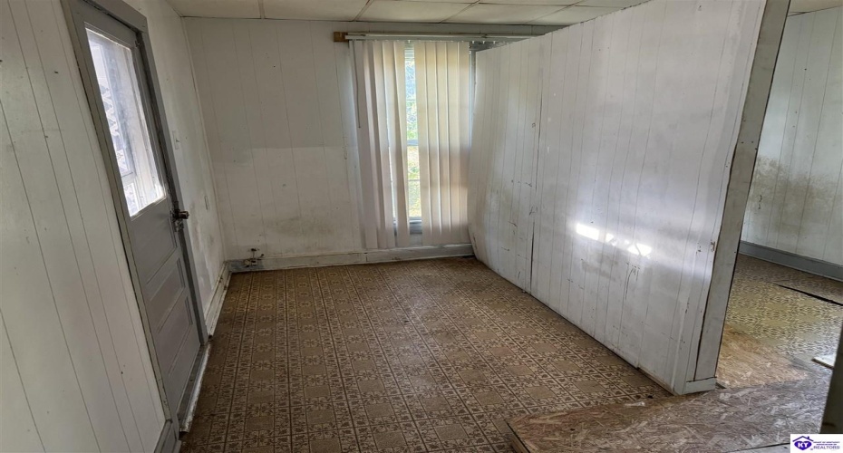 Murray Avenue, Cloverport, Kentucky 40111, ,1 BathroomBathrooms,For Sale,Murray Avenue,HK24003599 Murray Avenue, Cloverport, Kentucky 40111, ,1 BathroomBathrooms,For Sale,Murray Avenue,HK24003599