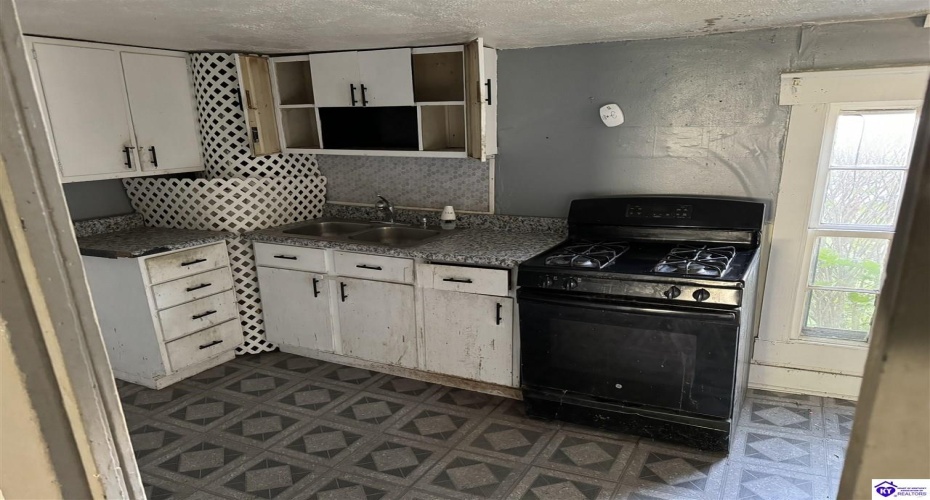 Murray Avenue, Cloverport, Kentucky 40111, ,1 BathroomBathrooms,For Sale,Murray Avenue,HK24003599 Murray Avenue, Cloverport, Kentucky 40111, ,1 BathroomBathrooms,For Sale,Murray Avenue,HK24003599