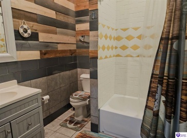 Riverview Drive, Jamestown, Kentucky 42629, ,2 BathroomsBathrooms,For Sale,Riverview Drive,HK24003602 Riverview Drive, Jamestown, Kentucky 42629, ,2 BathroomsBathrooms,For Sale,Riverview Drive,HK24003602