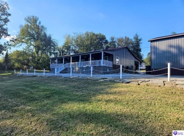 Riverview Drive, Jamestown, Kentucky 42629, ,2 BathroomsBathrooms,For Sale,Riverview Drive,HK24003602 Riverview Drive, Jamestown, Kentucky 42629, ,2 BathroomsBathrooms,For Sale,Riverview Drive,HK24003602