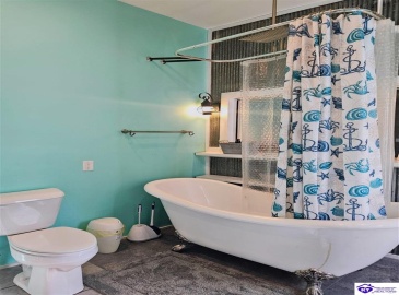 Riverview Drive, Jamestown, Kentucky 42629, ,2 BathroomsBathrooms,For Sale,Riverview Drive,HK24003602 Riverview Drive, Jamestown, Kentucky 42629, ,2 BathroomsBathrooms,For Sale,Riverview Drive,HK24003602