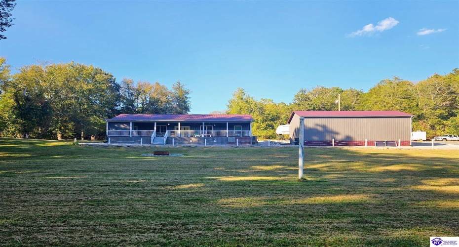 Riverview Drive, Jamestown, Kentucky 42629, ,2 BathroomsBathrooms,For Sale,Riverview Drive,HK24003602