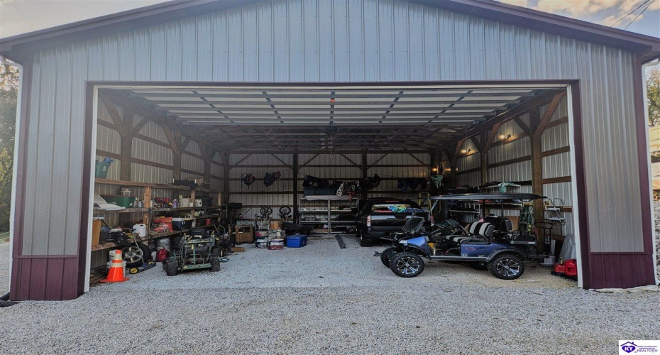 Riverview Drive, Jamestown, Kentucky 42629, ,2 BathroomsBathrooms,For Sale,Riverview Drive,HK24003602