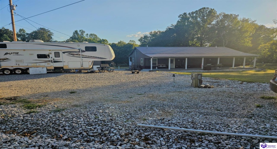 Riverview Drive, Jamestown, Kentucky 42629, ,2 BathroomsBathrooms,For Sale,Riverview Drive,HK24003602