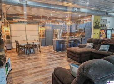 Riverview Drive, Jamestown, Kentucky 42629, ,2 BathroomsBathrooms,For Sale,Riverview Drive,HK24003602 Riverview Drive, Jamestown, Kentucky 42629, ,2 BathroomsBathrooms,For Sale,Riverview Drive,HK24003602