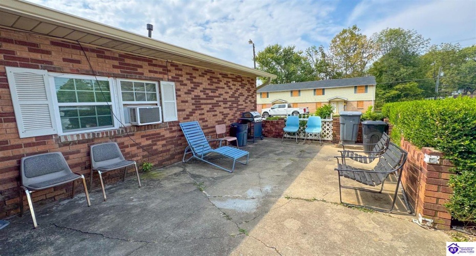 Roland Street, Campbellsville, Kentucky 42718, ,1 BathroomBathrooms,For Sale,Roland Street,HK24003622