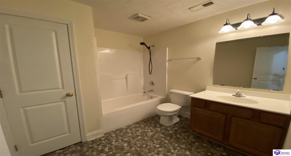 Genrose Drive, Rineyville, Kentucky 40162, ,3 BathroomsBathrooms,For Sale,Genrose Drive,HK24003623 Genrose Drive, Rineyville, Kentucky 40162, ,3 BathroomsBathrooms,For Sale,Genrose Drive,HK24003623