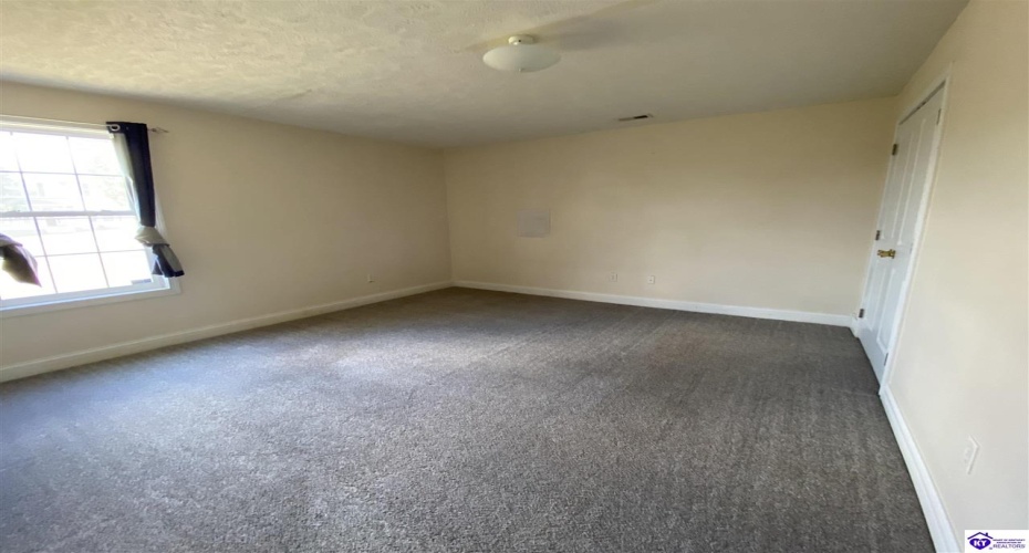 Genrose Drive, Rineyville, Kentucky 40162, ,3 BathroomsBathrooms,For Sale,Genrose Drive,HK24003623 Genrose Drive, Rineyville, Kentucky 40162, ,3 BathroomsBathrooms,For Sale,Genrose Drive,HK24003623