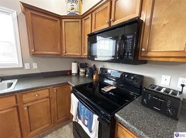 College Station Court, Elizabethtown, Kentucky 42701, ,1 BathroomBathrooms,For Sale,College Station Court,HK24003639 College Station Court, Elizabethtown, Kentucky 42701, ,1 BathroomBathrooms,For Sale,College Station Court,HK24003639