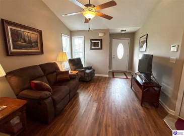 College Station Court, Elizabethtown, Kentucky 42701, ,1 BathroomBathrooms,For Sale,College Station Court,HK24003639 College Station Court, Elizabethtown, Kentucky 42701, ,1 BathroomBathrooms,For Sale,College Station Court,HK24003639