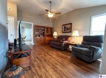 College Station Court, Elizabethtown, Kentucky 42701, ,1 BathroomBathrooms,For Sale,College Station Court,HK24003639 College Station Court, Elizabethtown, Kentucky 42701, ,1 BathroomBathrooms,For Sale,College Station Court,HK24003639