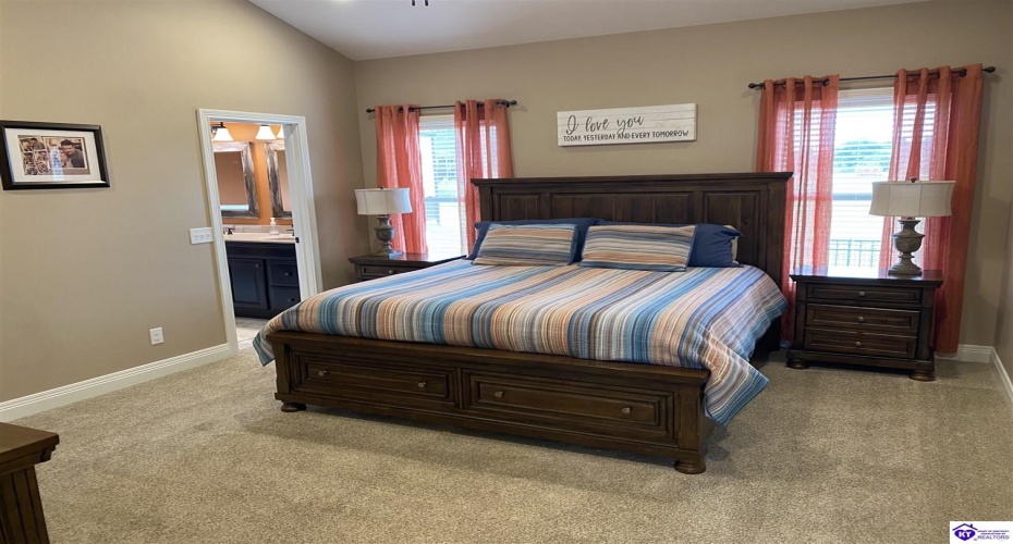 Rhudes Creek Road, Glendale, Kentucky 42740, ,3 BathroomsBathrooms,For Sale,Rhudes Creek Road,HK24003642