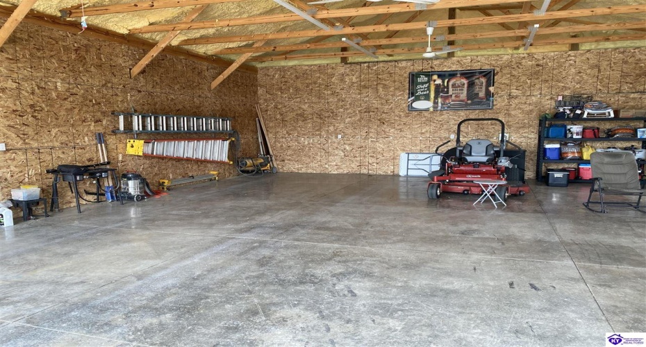 Rhudes Creek Road, Glendale, Kentucky 42740, ,3 BathroomsBathrooms,For Sale,Rhudes Creek Road,HK24003642