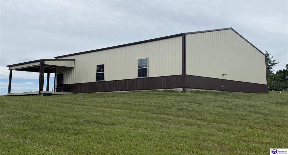 Rhudes Creek Road, Glendale, Kentucky 42740, ,3 BathroomsBathrooms,For Sale,Rhudes Creek Road,HK24003642