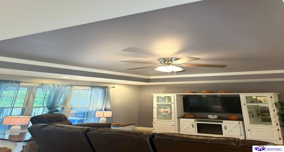 Feathersburg Road, Elkhorn, Kentucky 42733, ,3 BathroomsBathrooms,For Sale,Feathersburg Road,HK24003646 Feathersburg Road, Elkhorn, Kentucky 42733, ,3 BathroomsBathrooms,For Sale,Feathersburg Road,HK24003646