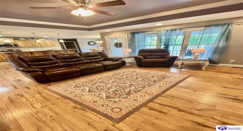 Feathersburg Road, Elkhorn, Kentucky 42733, ,3 BathroomsBathrooms,For Sale,Feathersburg Road,HK24003646 Feathersburg Road, Elkhorn, Kentucky 42733, ,3 BathroomsBathrooms,For Sale,Feathersburg Road,HK24003646