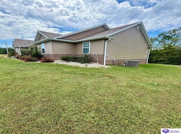 Feathersburg Road, Elkhorn, Kentucky 42733, ,3 BathroomsBathrooms,For Sale,Feathersburg Road,HK24003646 Feathersburg Road, Elkhorn, Kentucky 42733, ,3 BathroomsBathrooms,For Sale,Feathersburg Road,HK24003646