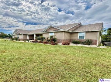 Feathersburg Road, Elkhorn, Kentucky 42733, ,3 BathroomsBathrooms,For Sale,Feathersburg Road,HK24003646 Feathersburg Road, Elkhorn, Kentucky 42733, ,3 BathroomsBathrooms,For Sale,Feathersburg Road,HK24003646