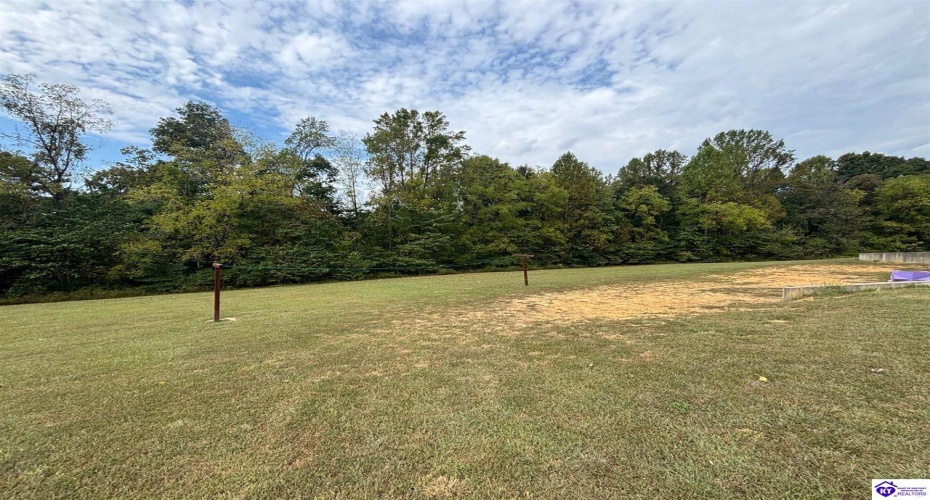 Feathersburg Road, Elkhorn, Kentucky 42733, ,3 BathroomsBathrooms,For Sale,Feathersburg Road,HK24003646 Feathersburg Road, Elkhorn, Kentucky 42733, ,3 BathroomsBathrooms,For Sale,Feathersburg Road,HK24003646