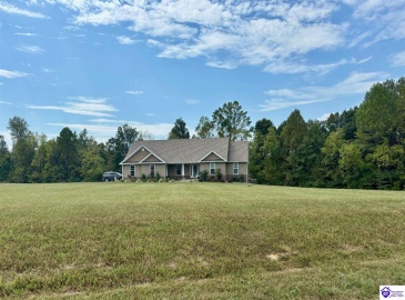 Feathersburg Road, Elkhorn, Kentucky 42733, ,3 BathroomsBathrooms,For Sale,Feathersburg Road,HK24003646 Feathersburg Road, Elkhorn, Kentucky 42733, ,3 BathroomsBathrooms,For Sale,Feathersburg Road,HK24003646