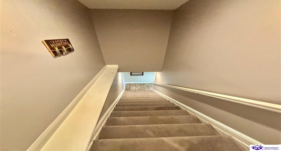 Feathersburg Road, Elkhorn, Kentucky 42733, ,3 BathroomsBathrooms,For Sale,Feathersburg Road,HK24003646 Feathersburg Road, Elkhorn, Kentucky 42733, ,3 BathroomsBathrooms,For Sale,Feathersburg Road,HK24003646