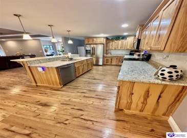 Feathersburg Road, Elkhorn, Kentucky 42733, ,3 BathroomsBathrooms,For Sale,Feathersburg Road,HK24003646 Feathersburg Road, Elkhorn, Kentucky 42733, ,3 BathroomsBathrooms,For Sale,Feathersburg Road,HK24003646