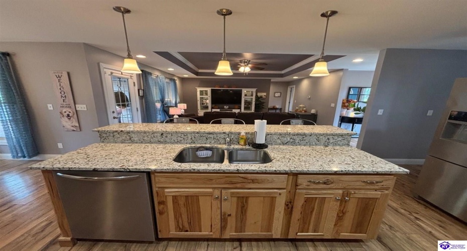 Feathersburg Road, Elkhorn, Kentucky 42733, ,3 BathroomsBathrooms,For Sale,Feathersburg Road,HK24003646 Feathersburg Road, Elkhorn, Kentucky 42733, ,3 BathroomsBathrooms,For Sale,Feathersburg Road,HK24003646