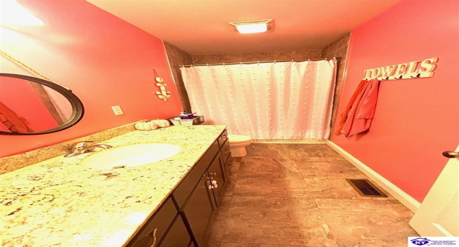 Feathersburg Road, Elkhorn, Kentucky 42733, ,3 BathroomsBathrooms,For Sale,Feathersburg Road,HK24003646 Feathersburg Road, Elkhorn, Kentucky 42733, ,3 BathroomsBathrooms,For Sale,Feathersburg Road,HK24003646