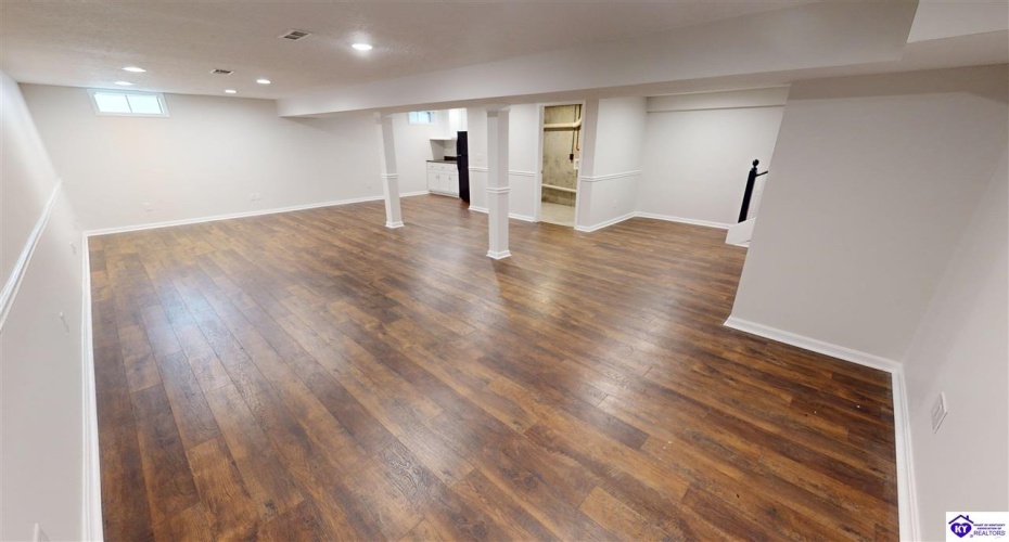 Rainbow Way, Elizabethtown, Kentucky 42701, ,2 BathroomsBathrooms,For Sale,Rainbow Way,HK24003648