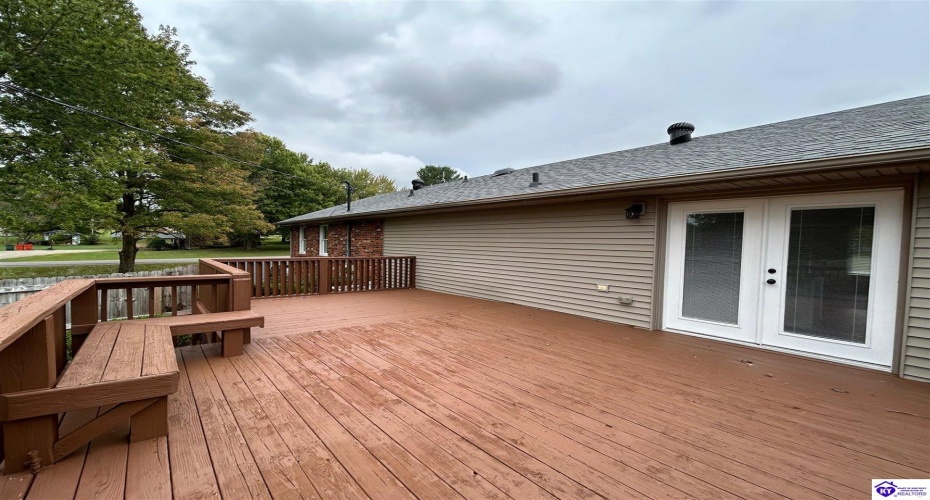 Rainbow Way, Elizabethtown, Kentucky 42701, ,2 BathroomsBathrooms,For Sale,Rainbow Way,HK24003648