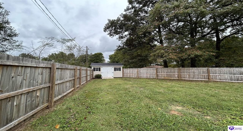 Rainbow Way, Elizabethtown, Kentucky 42701, ,2 BathroomsBathrooms,For Sale,Rainbow Way,HK24003648