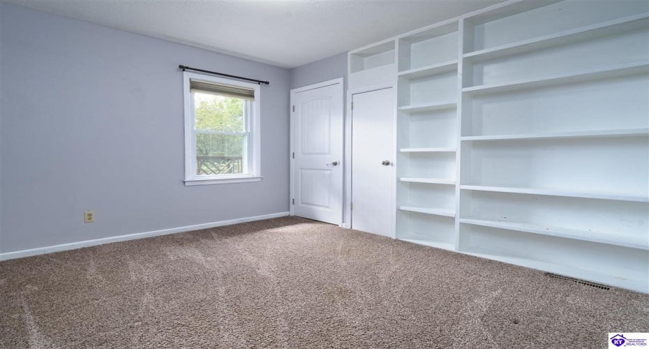 Harcourt Road, Glendale, Kentucky 42740, ,2 BathroomsBathrooms,For Sale,Harcourt Road,HK24003650 Harcourt Road, Glendale, Kentucky 42740, ,2 BathroomsBathrooms,For Sale,Harcourt Road,HK24003650