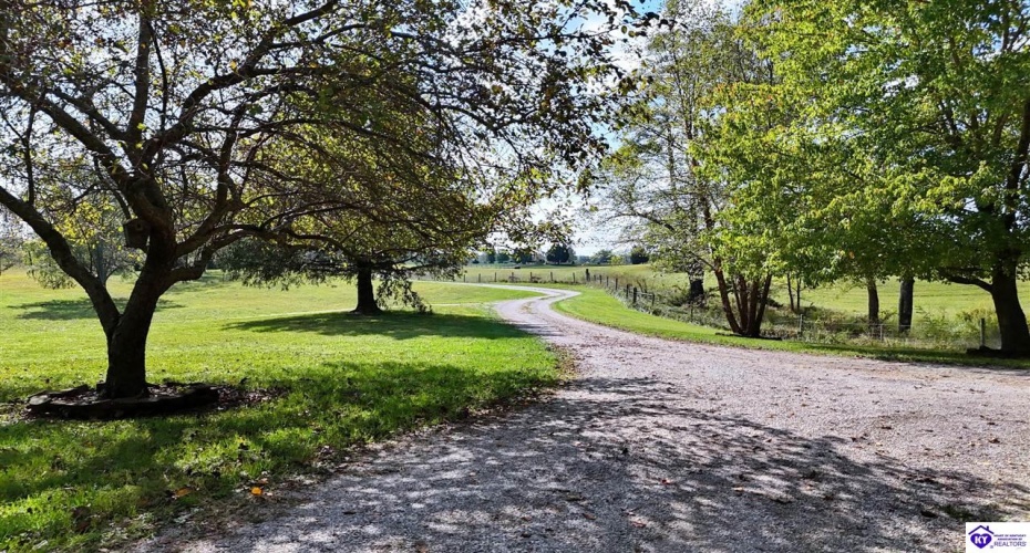 Harcourt Road, Glendale, Kentucky 42740, ,2 BathroomsBathrooms,For Sale,Harcourt Road,HK24003650 Harcourt Road, Glendale, Kentucky 42740, ,2 BathroomsBathrooms,For Sale,Harcourt Road,HK24003650