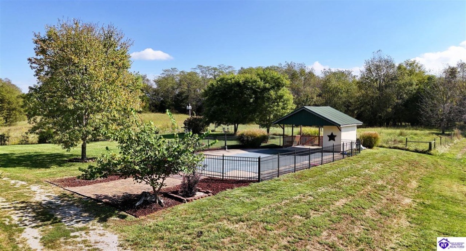 Harcourt Road, Glendale, Kentucky 42740, ,2 BathroomsBathrooms,For Sale,Harcourt Road,HK24003650 Harcourt Road, Glendale, Kentucky 42740, ,2 BathroomsBathrooms,For Sale,Harcourt Road,HK24003650