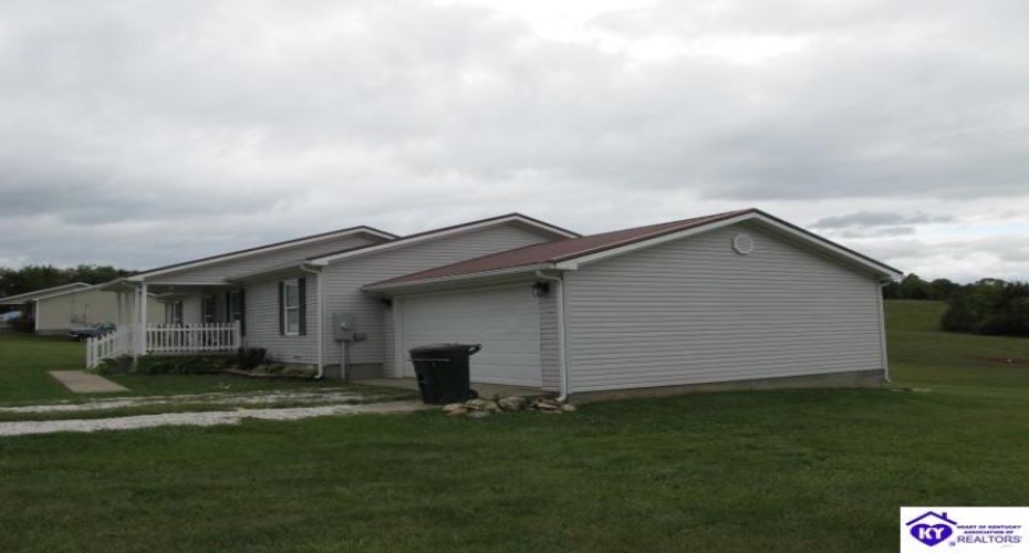 Sandstone Ridge Road, Bonnieville, Kentucky 42713, ,2 BathroomsBathrooms,For Sale,Sandstone Ridge Road,HK24003657 Sandstone Ridge Road, Bonnieville, Kentucky 42713, ,2 BathroomsBathrooms,For Sale,Sandstone Ridge Road,HK24003657