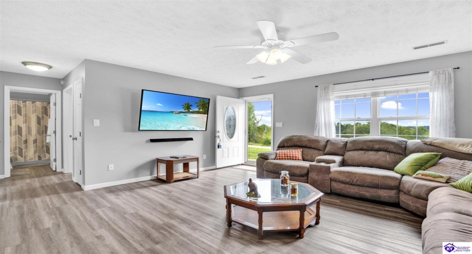 Millerstown Road, Clarkson, Kentucky 42726, ,1 BathroomBathrooms,For Sale,Millerstown Road,HK24003673 Millerstown Road, Clarkson, Kentucky 42726, ,1 BathroomBathrooms,For Sale,Millerstown Road,HK24003673